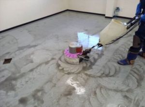 神戸市中央区の床清掃（剥離・ワックスがけ）