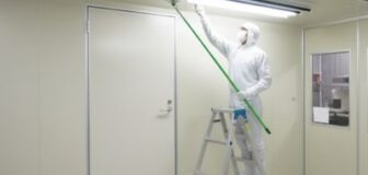 大阪府 製品工場の異物混入防止に向けた高所清掃の駆除処理後