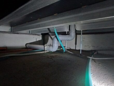 大阪府摂津市・1F店舗 床下 シロアリ防蟻処理の事例の処理前写真(3)