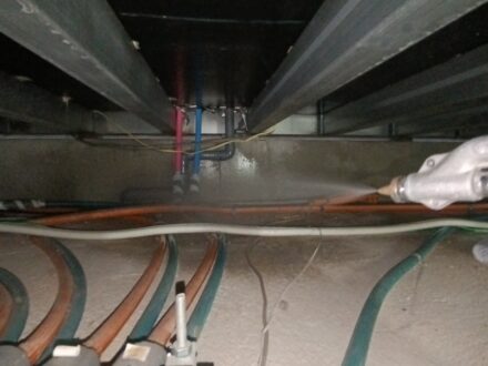 大阪府摂津市・1F店舗 床下 シロアリ防蟻処理の事例の処理後写真(2)