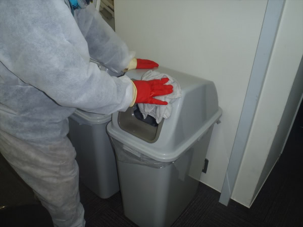 京都市・事業所の新型コロナウイルス消毒除菌作業の事例　の処理前写真(3)