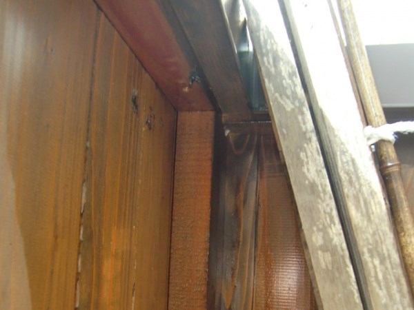 神戸市東灘区・個人宅のアシナガバチ駆除の事例　の駆除処理後