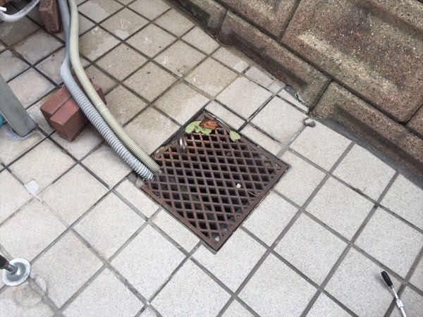 京都市・個人宅のゴキブリ防除の事例の処理前写真(1)